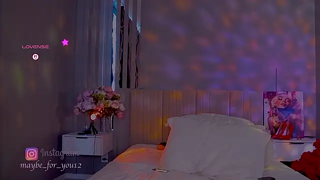 دردشة MARIA-II الجنسية المباشرة