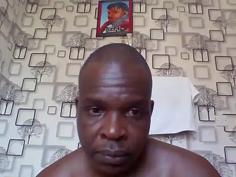 Chumba_001 在線直播表演