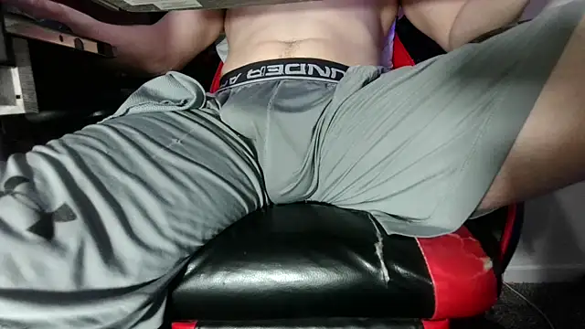 Dick_and_muscles Show in webcam