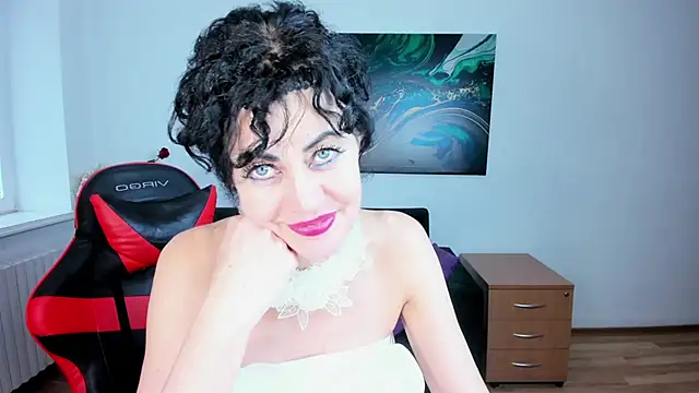 Silvia_Wallec Adlı Modelin Canlı XXX Sohbeti