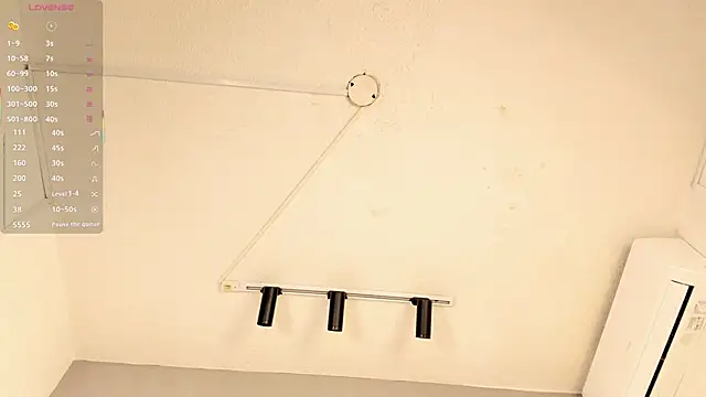 estefanyy_ Adlı Modelin Canlı XXX Sohbeti