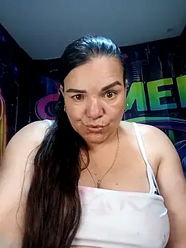 Zuleyka_69 Adlı Modelin Canlı XXX Sohbeti