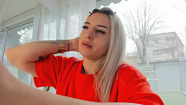 Ella_Vee's Live XXX Chat