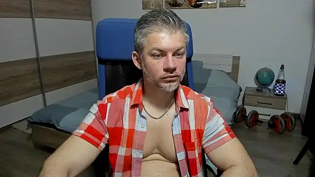 Živý XXX chat RobbyShawz