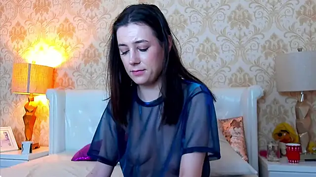 JuliaHunts live XXX chat