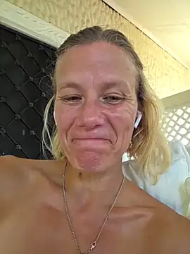 yola181 Live XXX Chat