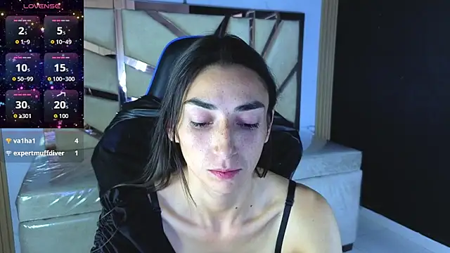 Maily_a_ Live XXX Chat