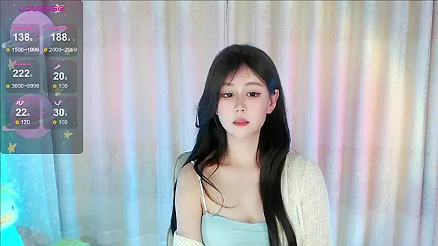 Aimee-520: онлайн-секс-чат