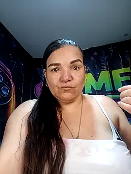 Zuleyka_69 Chat XXX in diretta