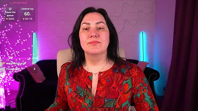 دردشة VelvetLuck الجنسية المباشرة