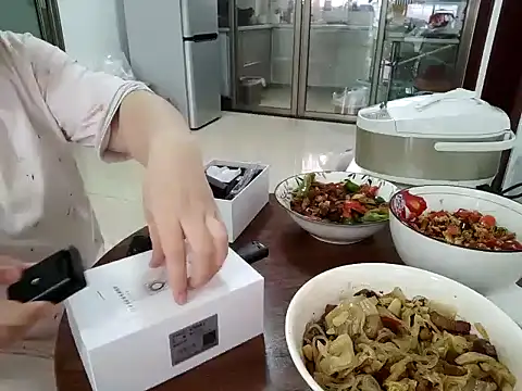 AngelwithEcup 现场XXX聊天