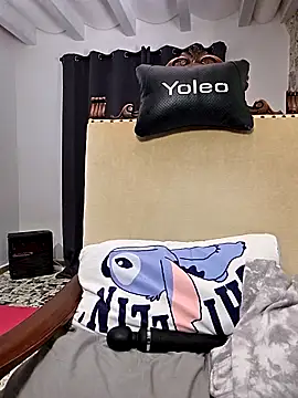 kylie_blck 现场XXX聊天