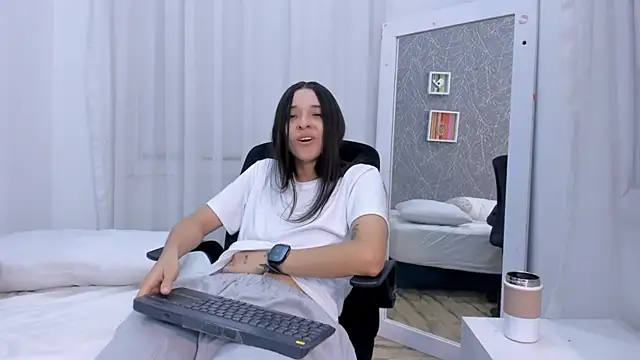 دردشة ViictoriiaSaenz الجنسية المباشرة