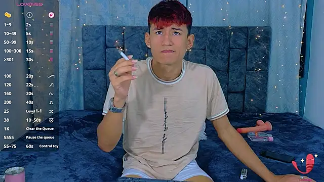 NicolasTorrez's Webcam Show