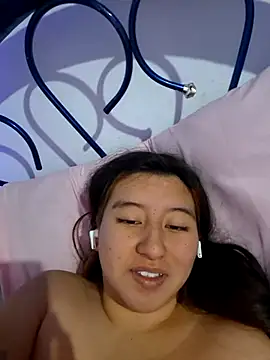 Pertunjukan Kamera Web Yexxhan