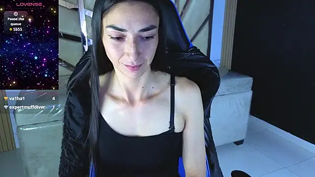 Maily_a_ – Naživo XXX chat