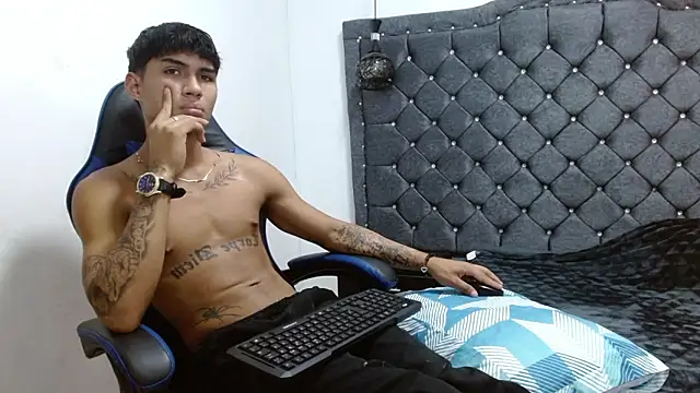 luka_big18 Adlı Modelin Canlı XXX Sohbeti