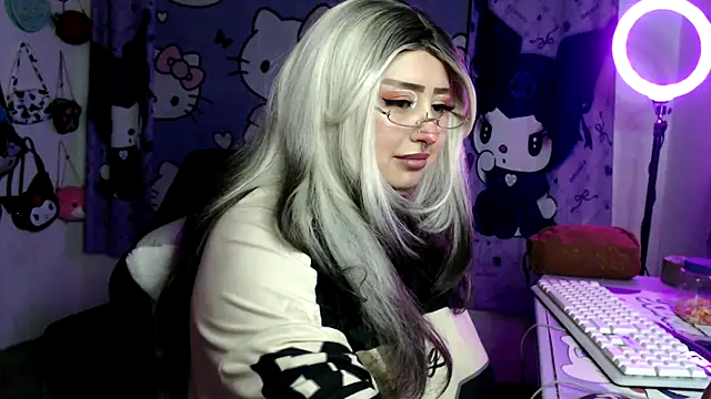 Онлайн чат XXX lussyevans24