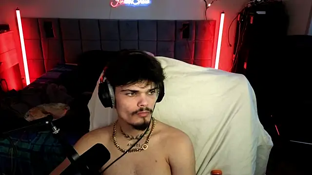 JordanShow Adlı Modelin Canlı XXX Sohbeti