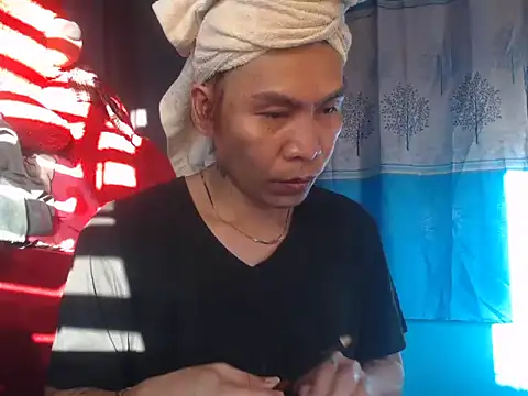 YourTopwengのライブXXXチャット