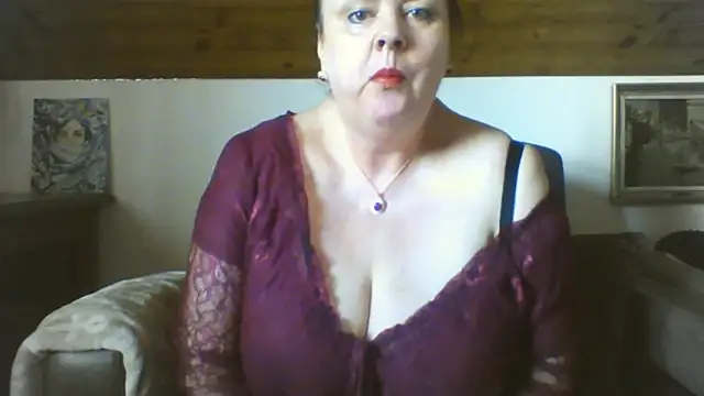 Онлайн чат XXX TiffanyMature