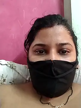 pinkisaha75 Adlı Modelin Canlı XXX Sohbeti