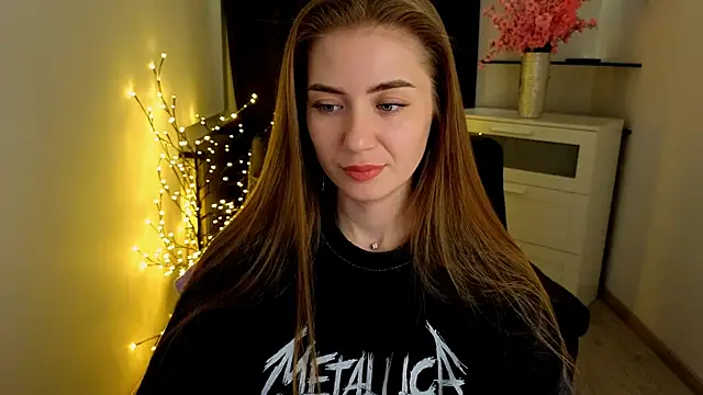 Онлайн чат XXX Alice_Chain