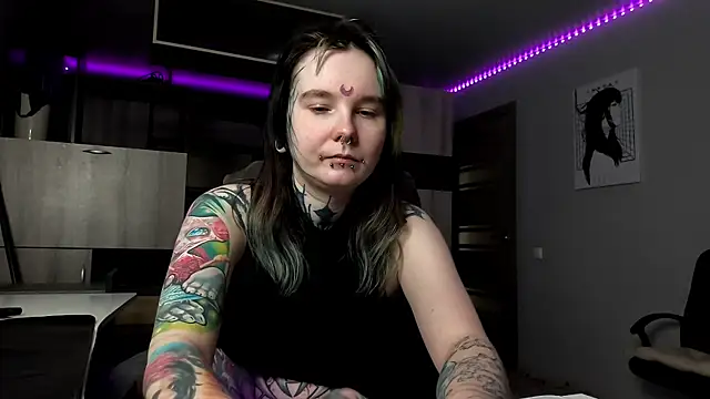 Chat +18 de HighelikeGirl ao vivo