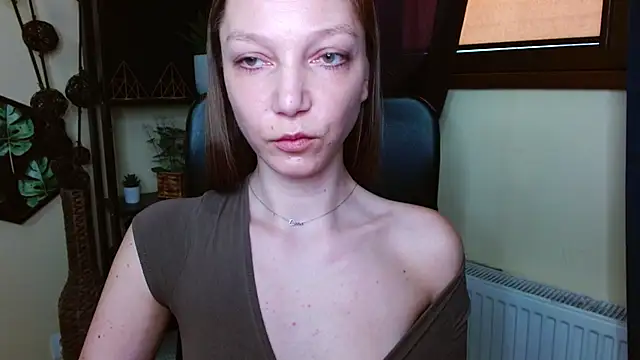 EmillyPlay's Live XXX Chat