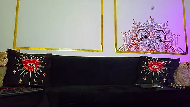 PandoraVolkov's Live XXX Chat