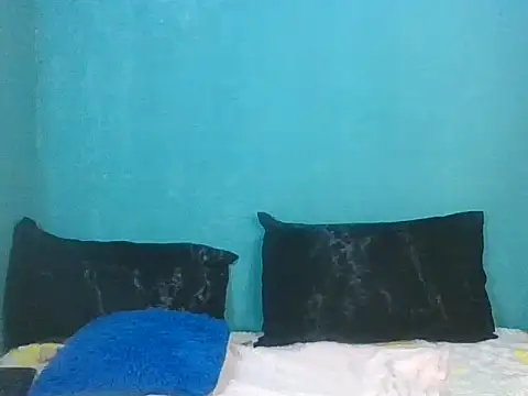 Pretty_Tiana: απευθείας συνομιλία ΧΧΧ