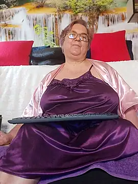 QueenPammy1: απευθείας συνομιλία ΧΧΧ