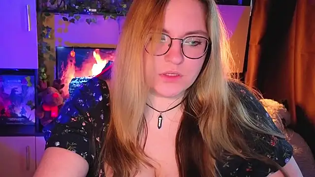 ZayaRush Chat XXX in diretta