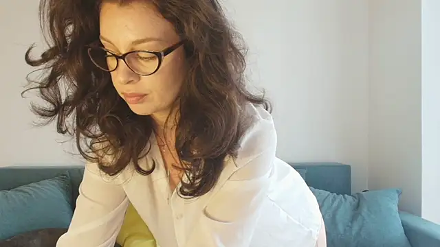 IreneBlue_'s Live XXX Chat