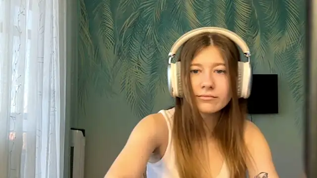 Kate_Jomallona Show in webcam