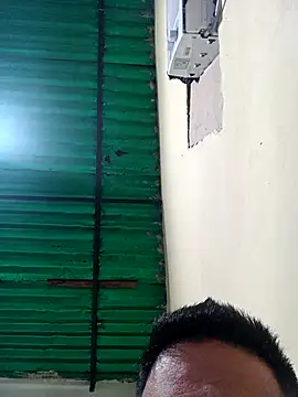 briank27k's Webcam Show