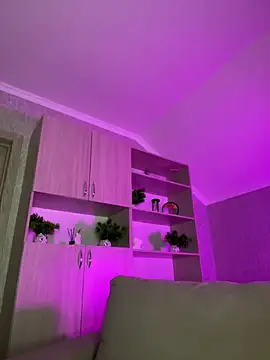 FlexboxDoll: онлайн-секс-чат