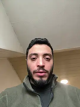 SoftAmjad élő XXX-chatje