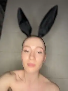 Little_Candy_18 webcam show