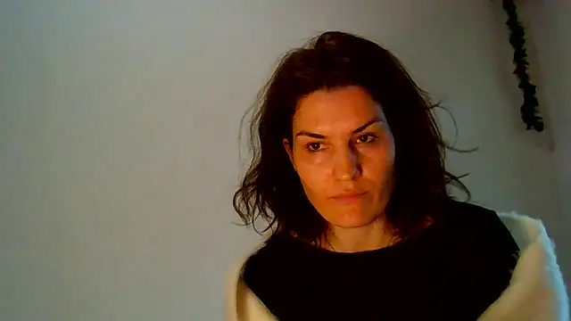 Ms-Lust1- Chat XXX in diretta