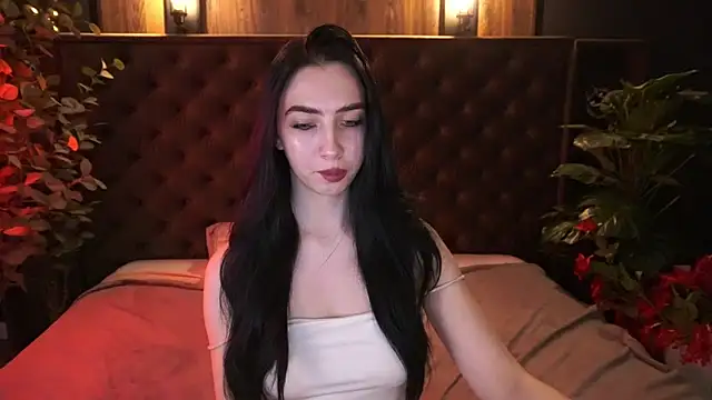 WildKittenX_'s Live XXX Chat