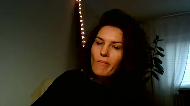 Ms-Lust1- live XXX chat