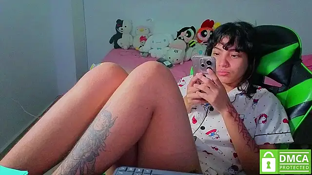 Lovelyamyy Adlı Modelin Canlı XXX Sohbeti