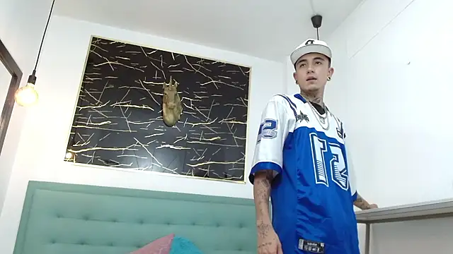 Patrick_Rango Adlı Modelin Canlı XXX Sohbeti