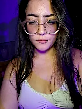 old_soul_and_young_spirit Webcam Show