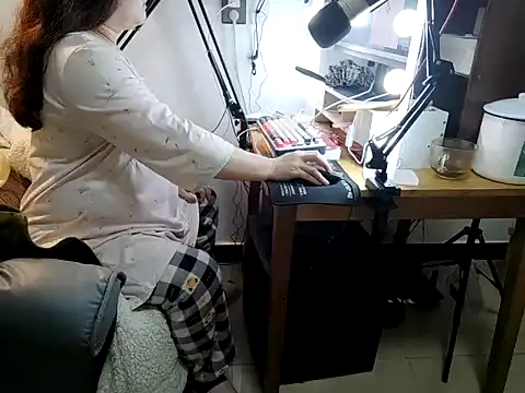 AngelwithEcup's Live XXX Chat