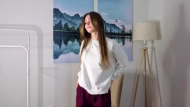 دردشة CherlyGuss الجنسية المباشرة