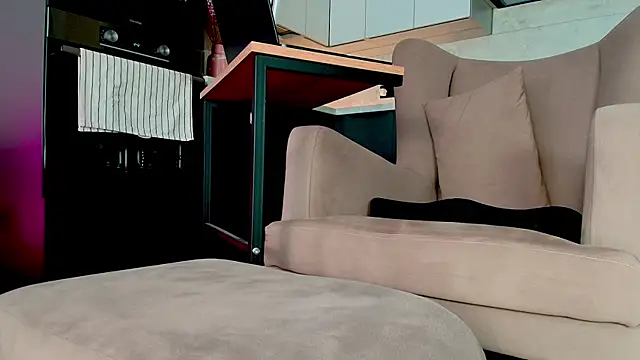 Yourfreebird's Live XXX Chat