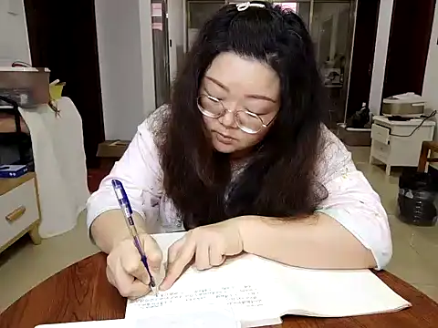 แชท XXX สดของ AngelwithEcup