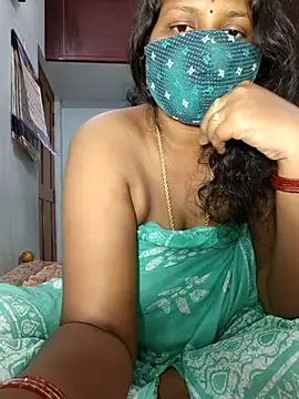 indianstars Chat XXX in diretta